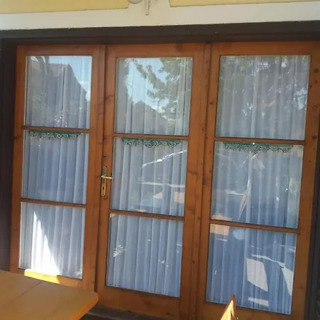 Szigony Vendeghaz Guest house